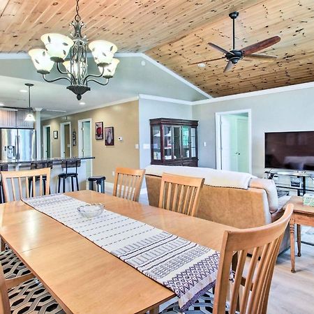 Readfield Retreat With Lake Maranacook Views! Exterior photo