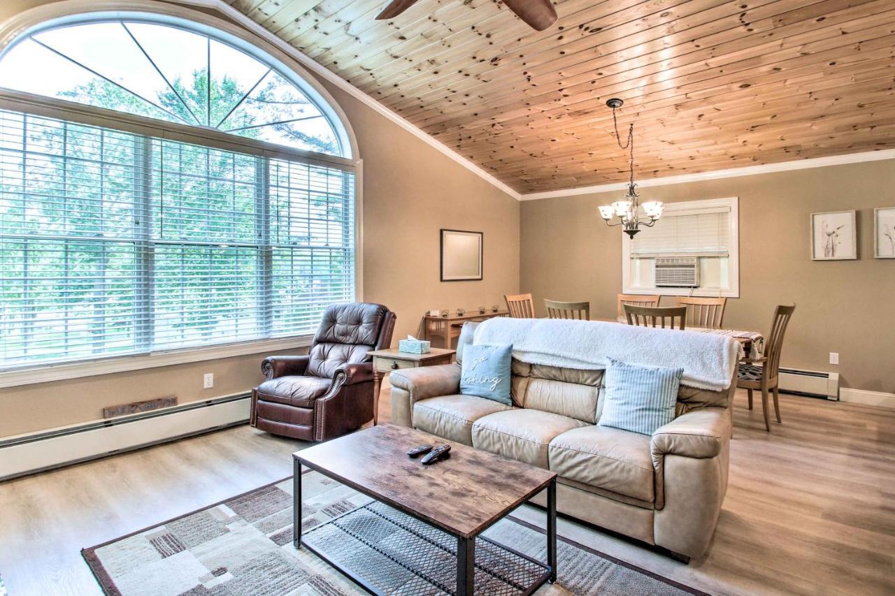Readfield Retreat With Lake Maranacook Views! Exterior photo