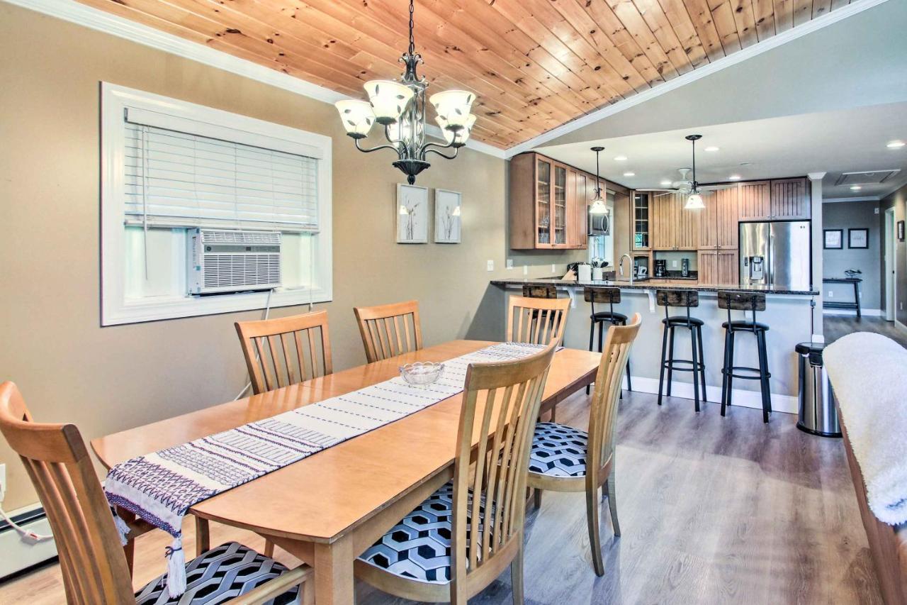 Readfield Retreat With Lake Maranacook Views! Exterior photo