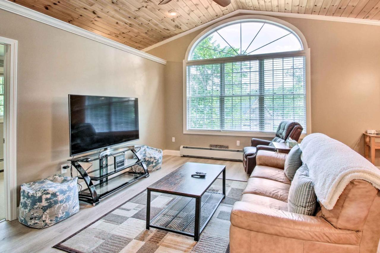 Readfield Retreat With Lake Maranacook Views! Exterior photo